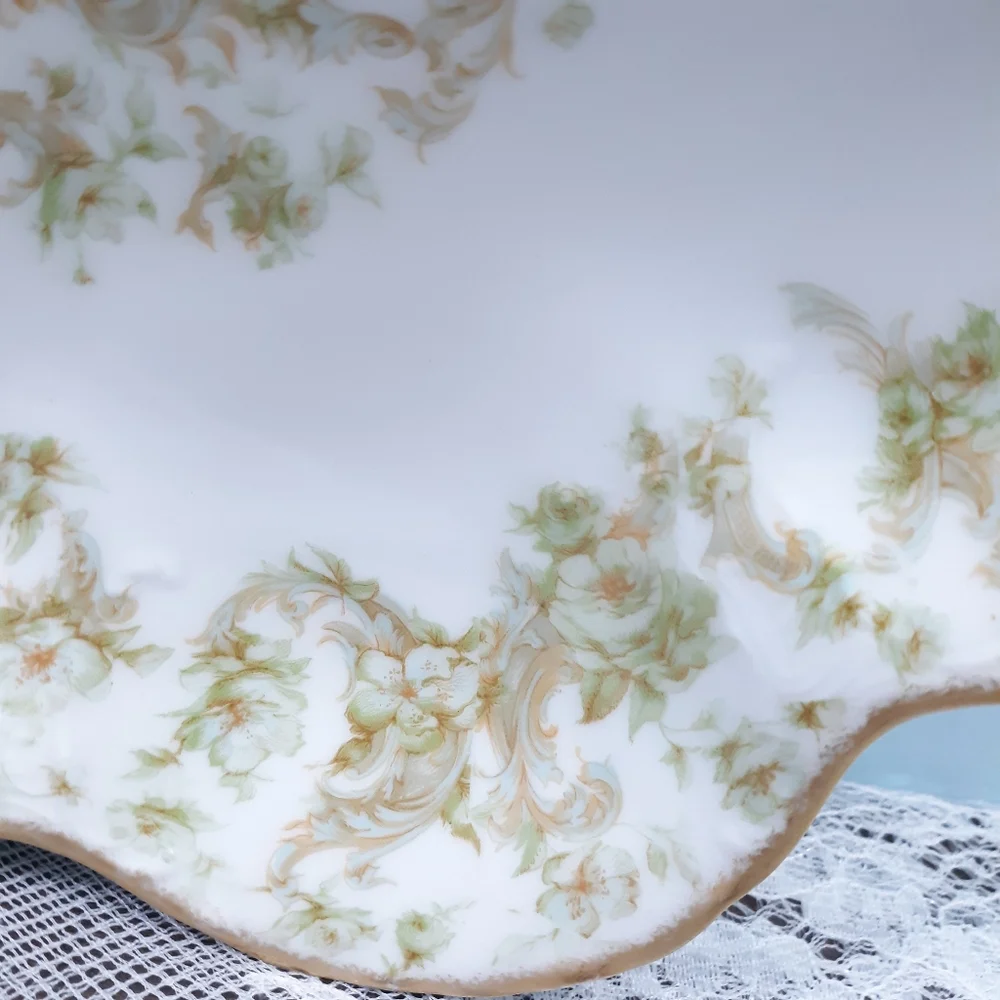 Haviland Limoges Porcelain Bon Bon Dish With Green Floral and Gold Gilding